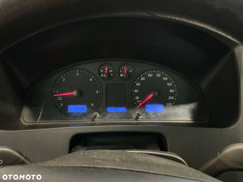 Volkswagen transporter - 6