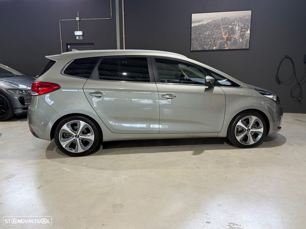 Kia Carens 1.7 CRDi ISG TX 7DCT - 10