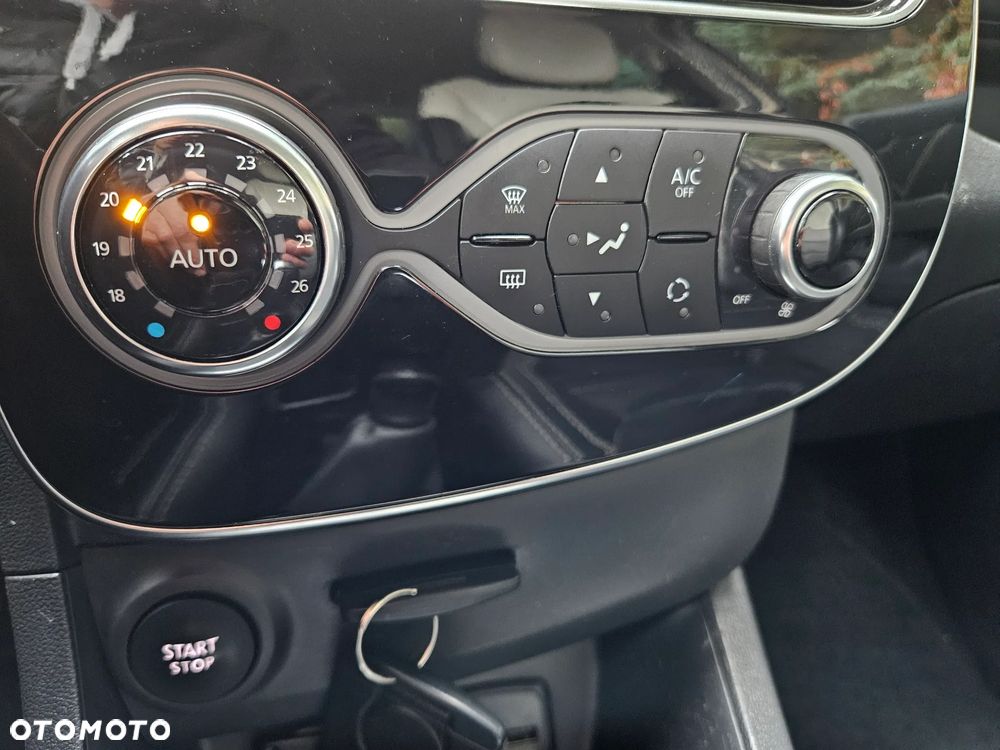 Renault Clio Energy TCe 120 INITIALE PARIS - 29