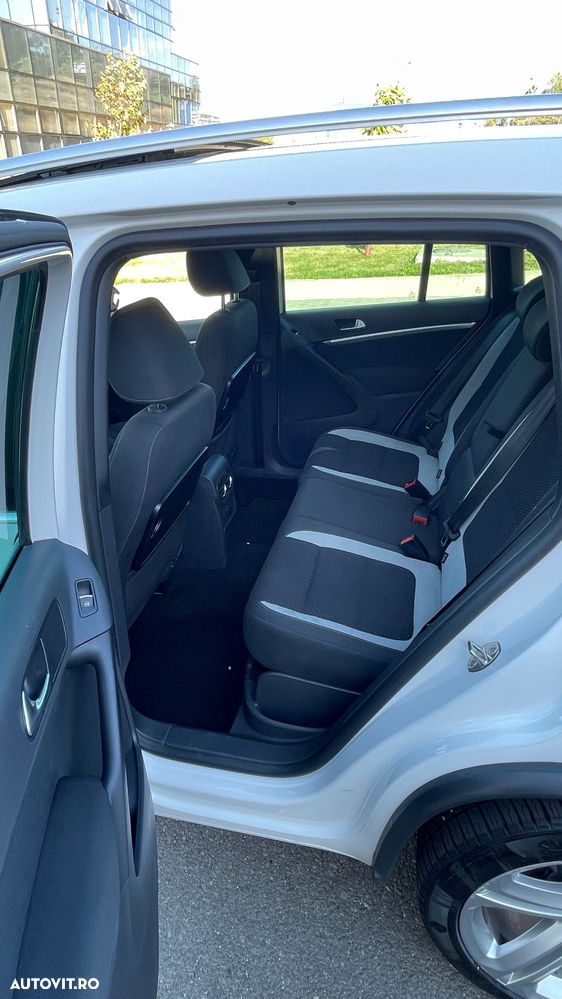 Volkswagen Tiguan 2.0 TDI DPF 4Motion DSG Cup Sport & Style - 13