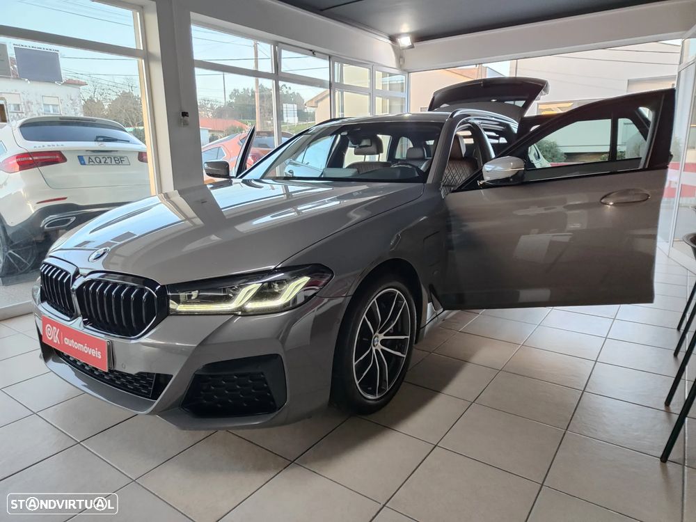 BMW 530 e Pack Desportivo M - 21