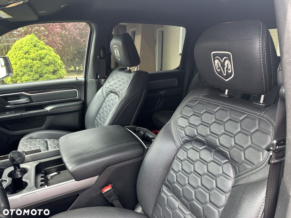 Dodge RAM - 7