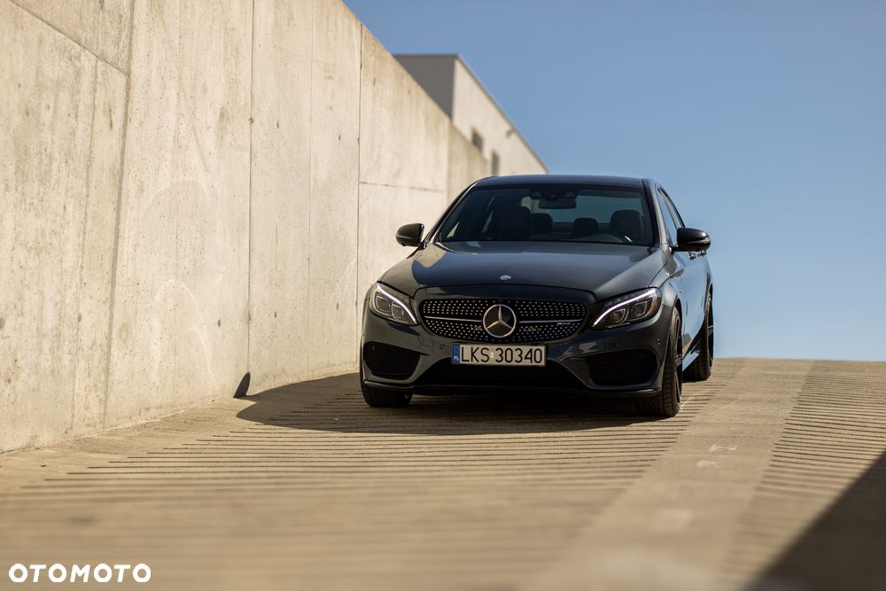 Mercedes-Benz Klasa C AMG 43 4-Matic - 13