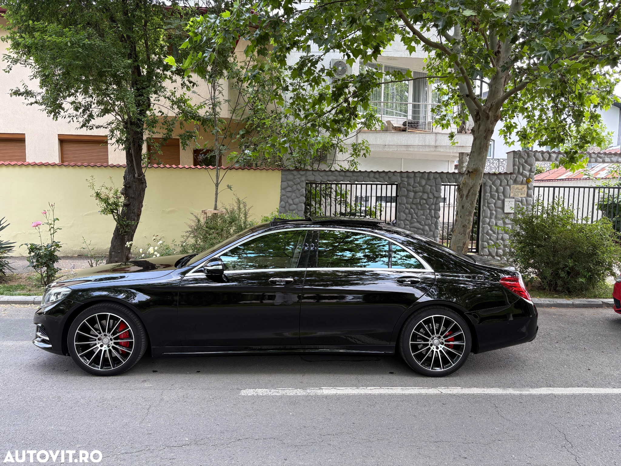 Mercedes-Benz S 350 (BlueTEC) d 4Matic 7G-TRONIC - 4