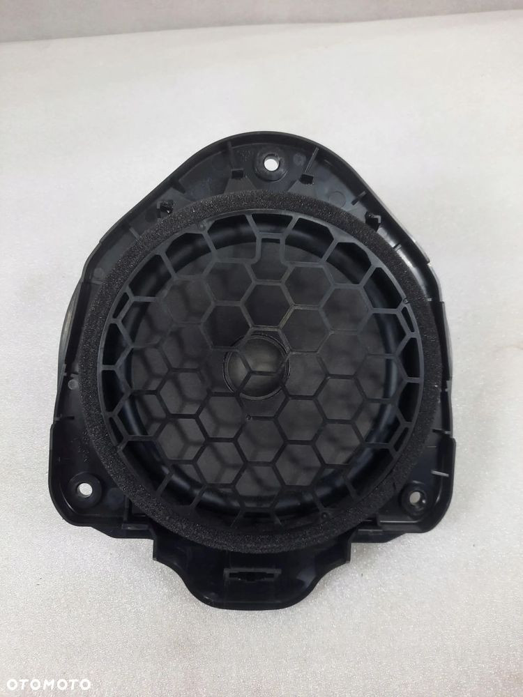 AUDI A3 8V GŁOŚNIK TYŁ TYLNY 8V0035411B - 1