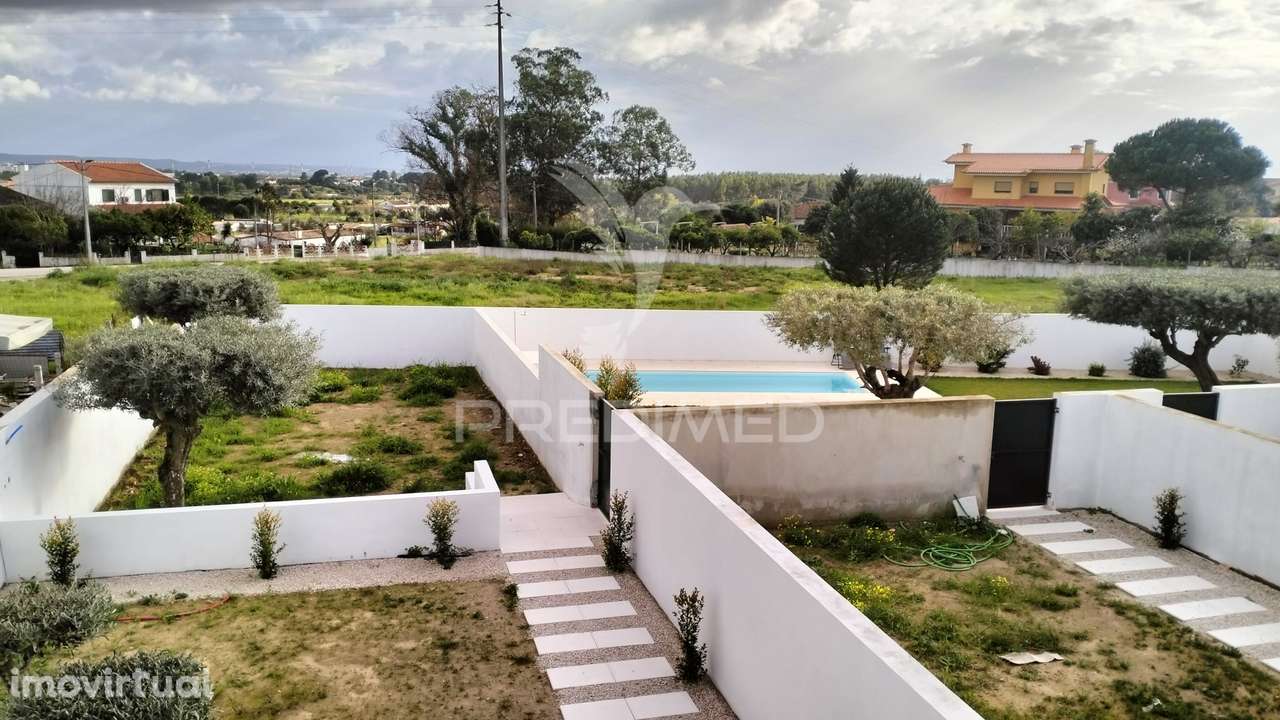 Moradia Entroncamento T4 com garagem - Grande imagem: 5/29