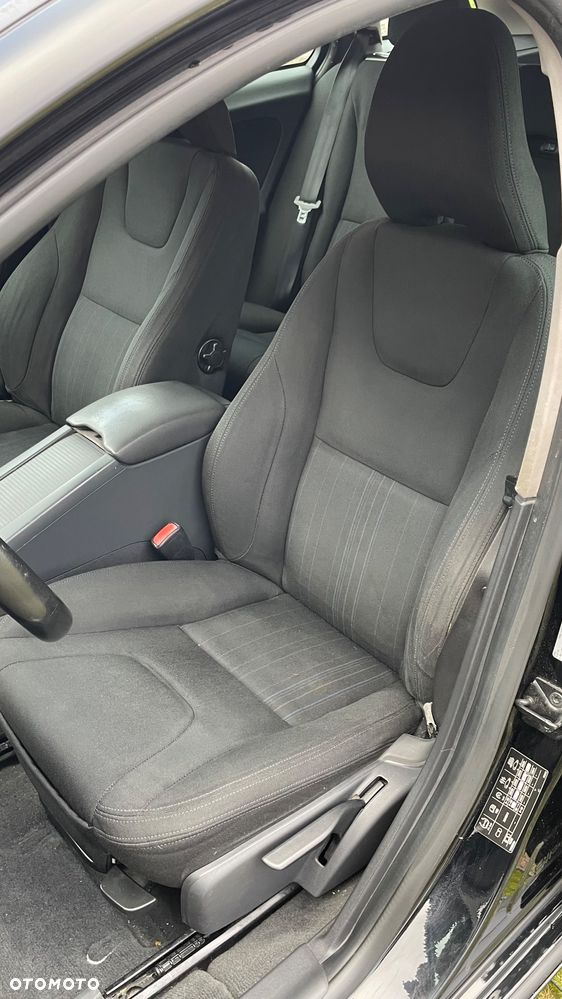 Volvo V60 D2 Geartronic Powershift Kinetic - 25