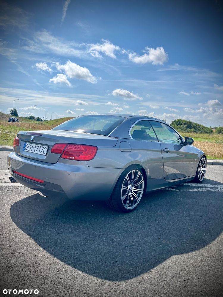 BMW Seria 3 325d - 7