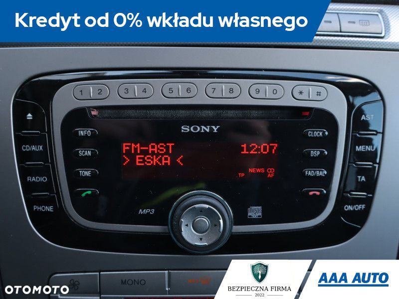 Ford S-Max - 13