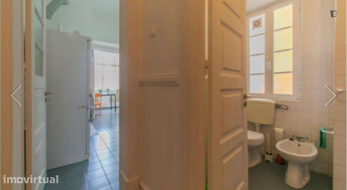 Quarto - localizado em Sete Rios Lisbon - Grande imagem: 3/8