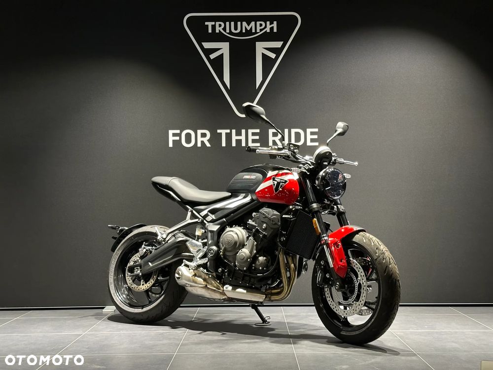 Triumph Trident - 4