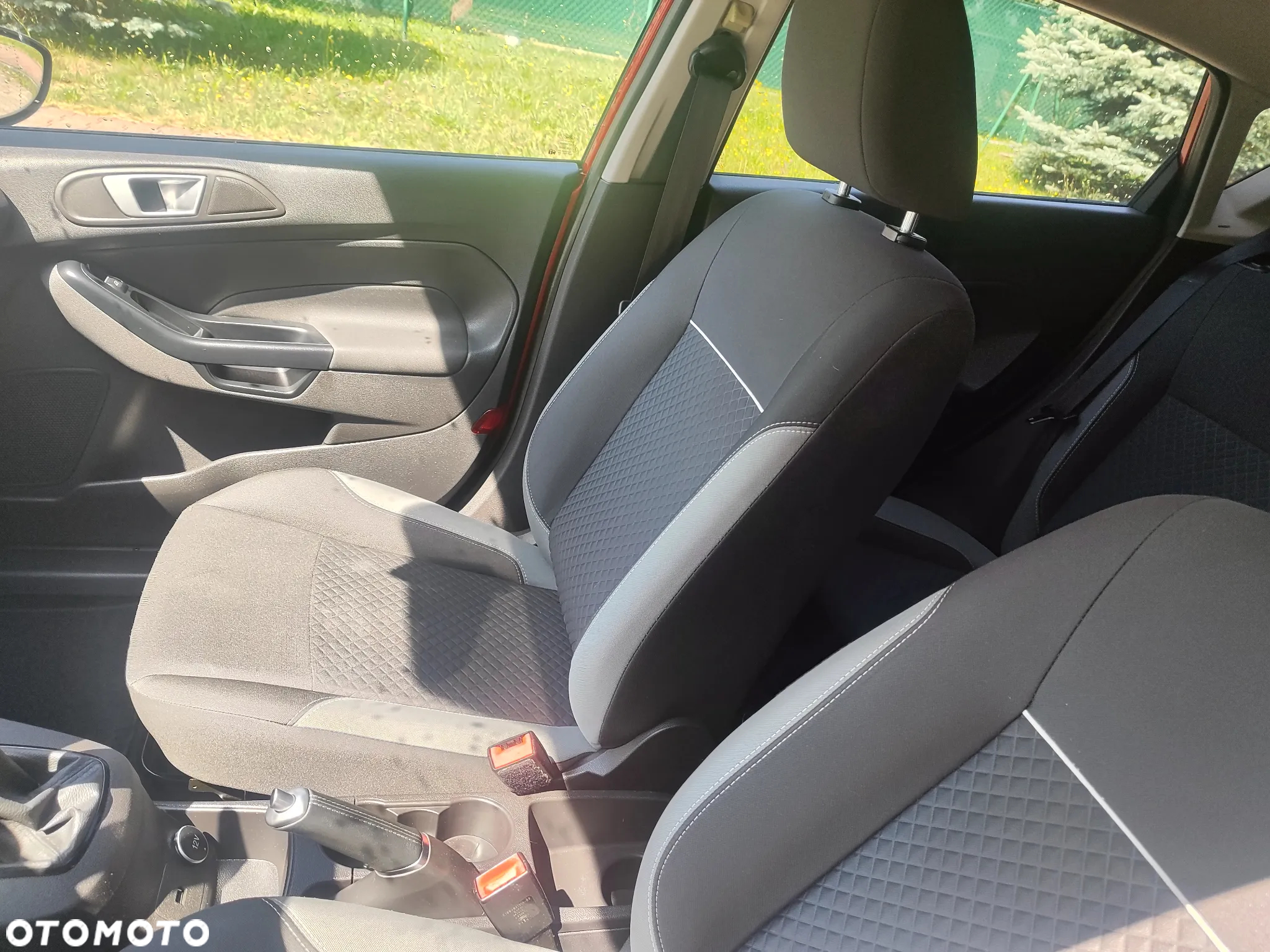 Ford Fiesta 1.0 EcoBoost Start-Stop Titanium - 27