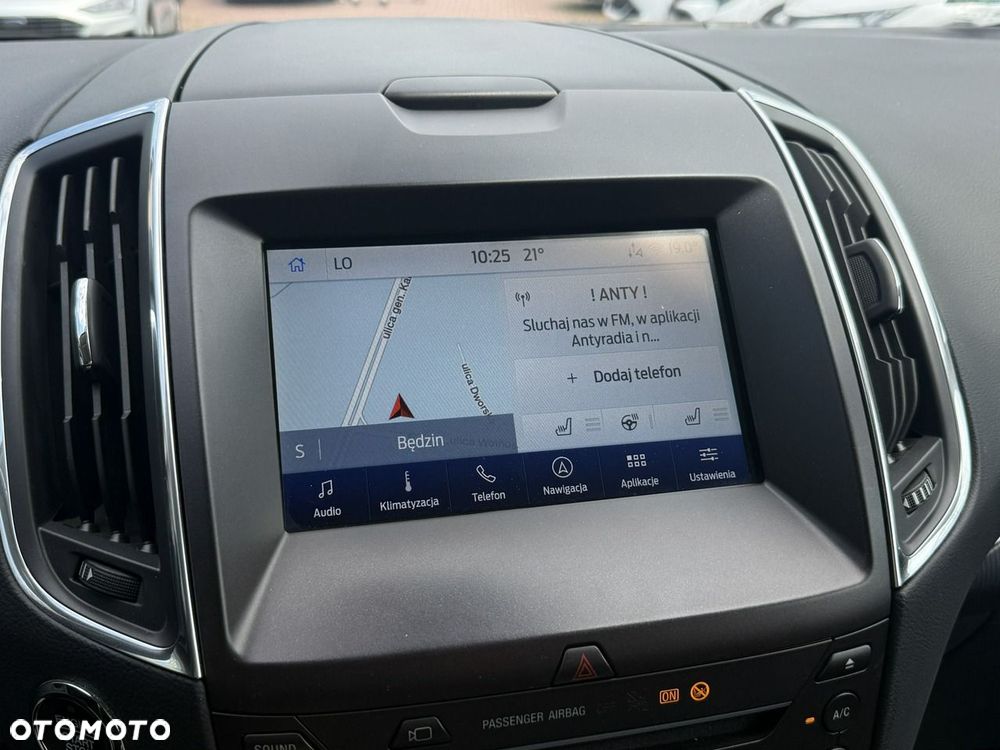 Ford S-Max - 17