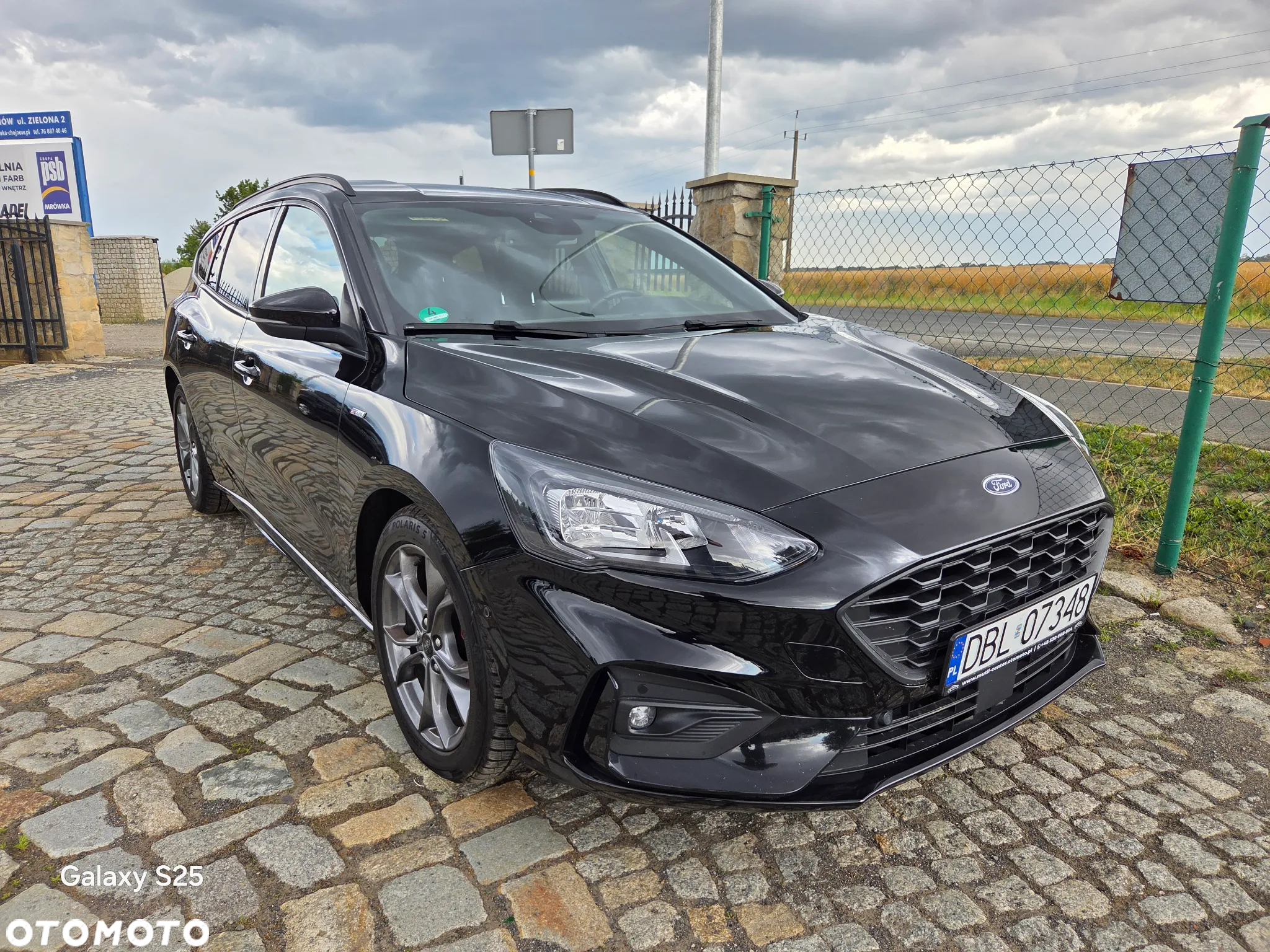 Ford Focus 1.0 EcoBoost Hybrid ST-LINE - 4