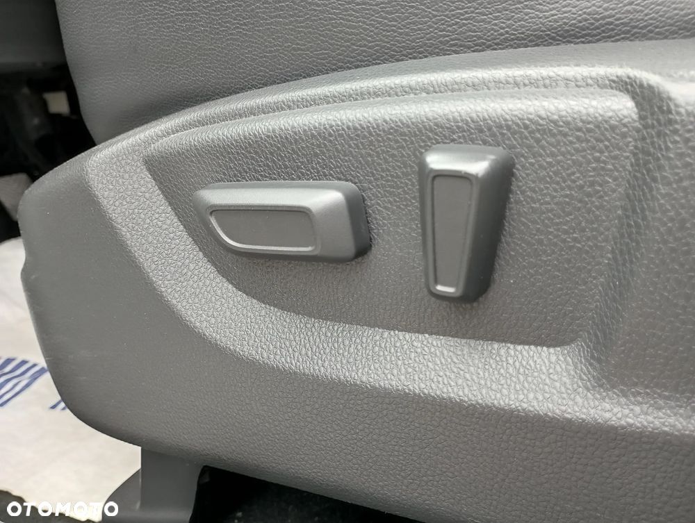 Mitsubishi Eclipse Cross - 28