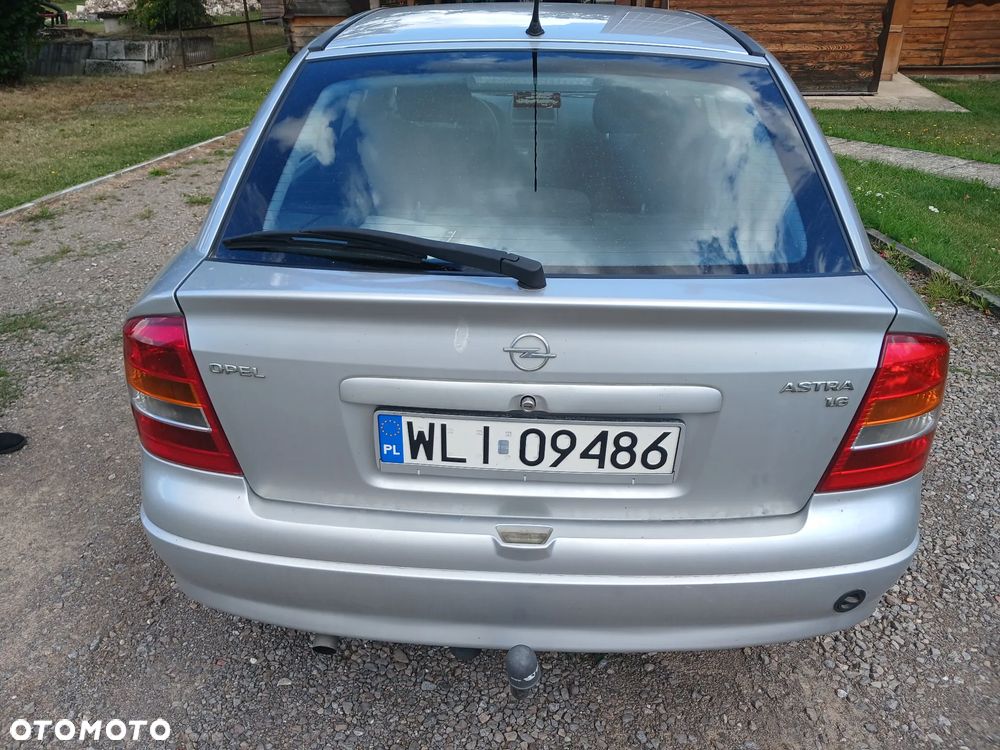 Opel Astra 1.6 - 3