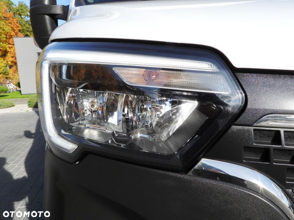 Renault MASTER KONTENER WINDA 8 PALET TEMPOMAT LEDY BLIŹNIACZE KOŁA KLIMATYZACJA  145KM - 21