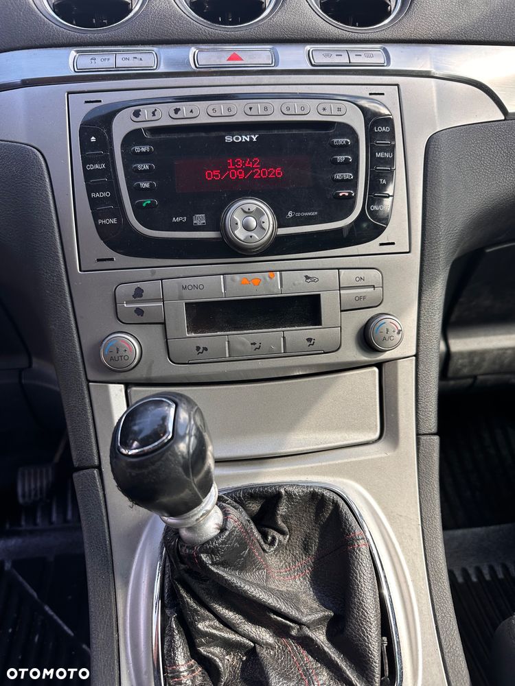Ford S-Max 2.0 TDCi DPF Trend - 15