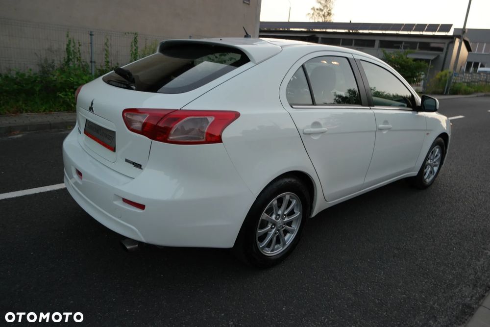 Mitsubishi Lancer - 6