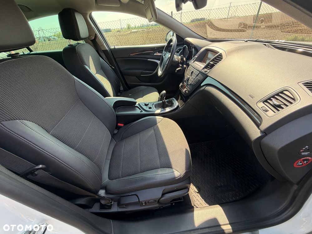 Opel Insignia 2.0 CDTI - 19
