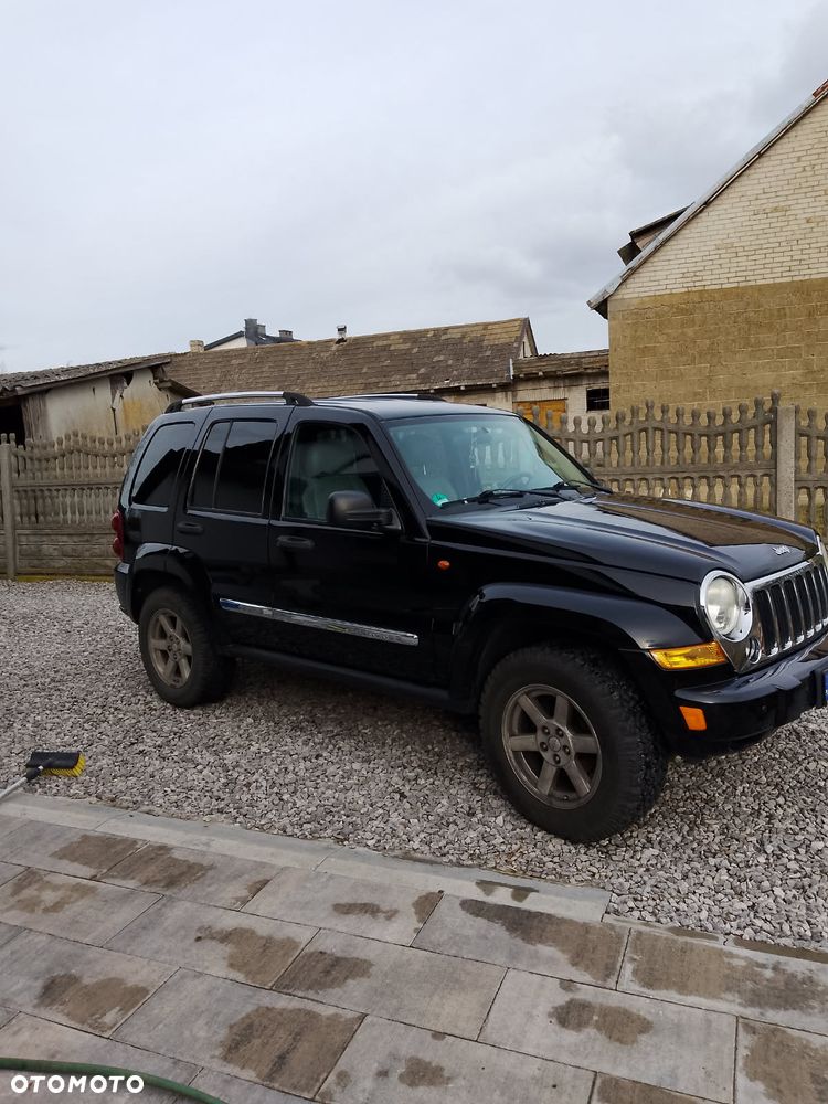 Jeep Cherokee - 1