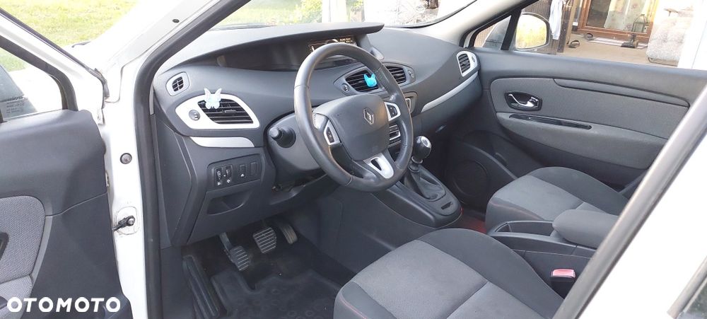 Renault Scenic - 7