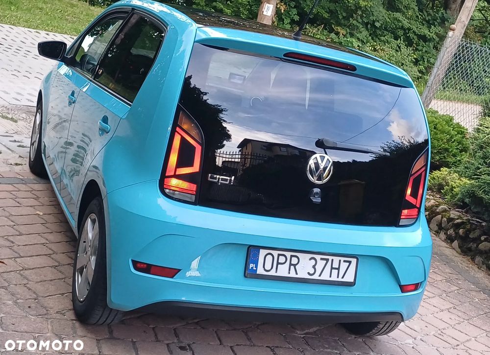 Volkswagen up! 1.0 Black Style - 6