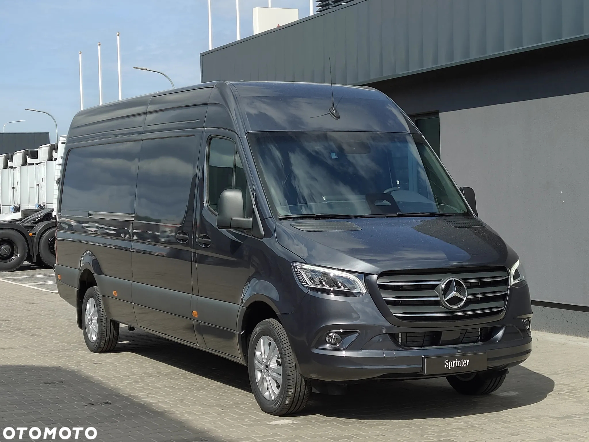Mercedes-Benz Sprinter - 6