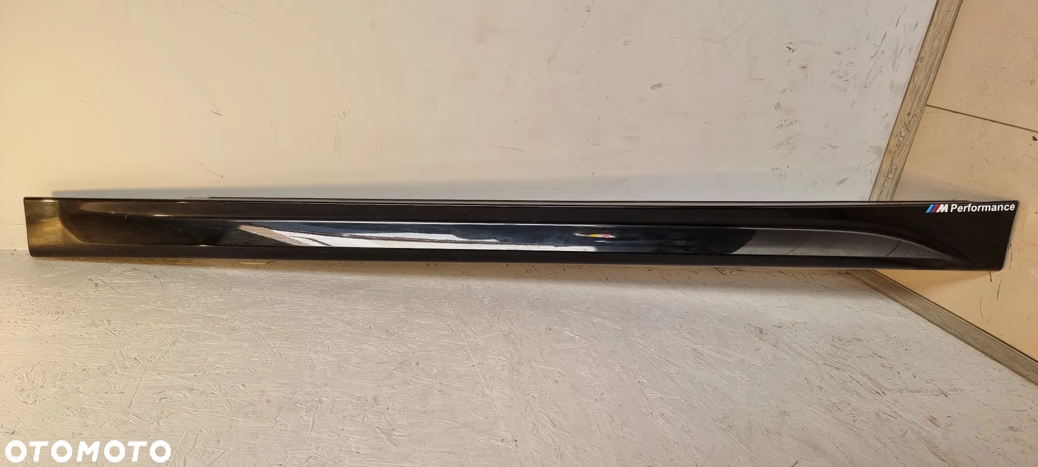 Próg lewy BMW 3 F30/31 M-PAKIET - 1