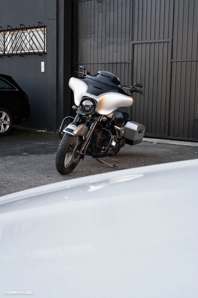 Harley-Davidson Electra Electra Glide Ultra Edition 100 anos - 20