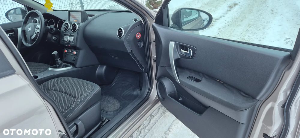 Nissan Qashqai+2 2.0 dCi DPF acenta - 40