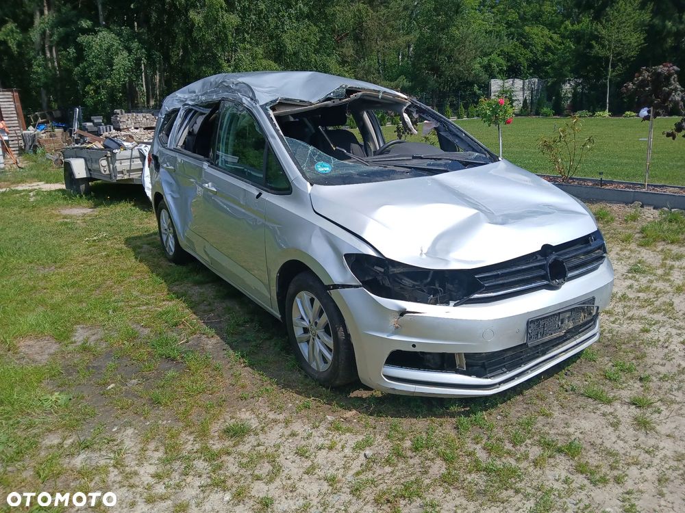 Volkswagen Touran 1.2 TSI (BlueMotion Technology) Comfortline - 2