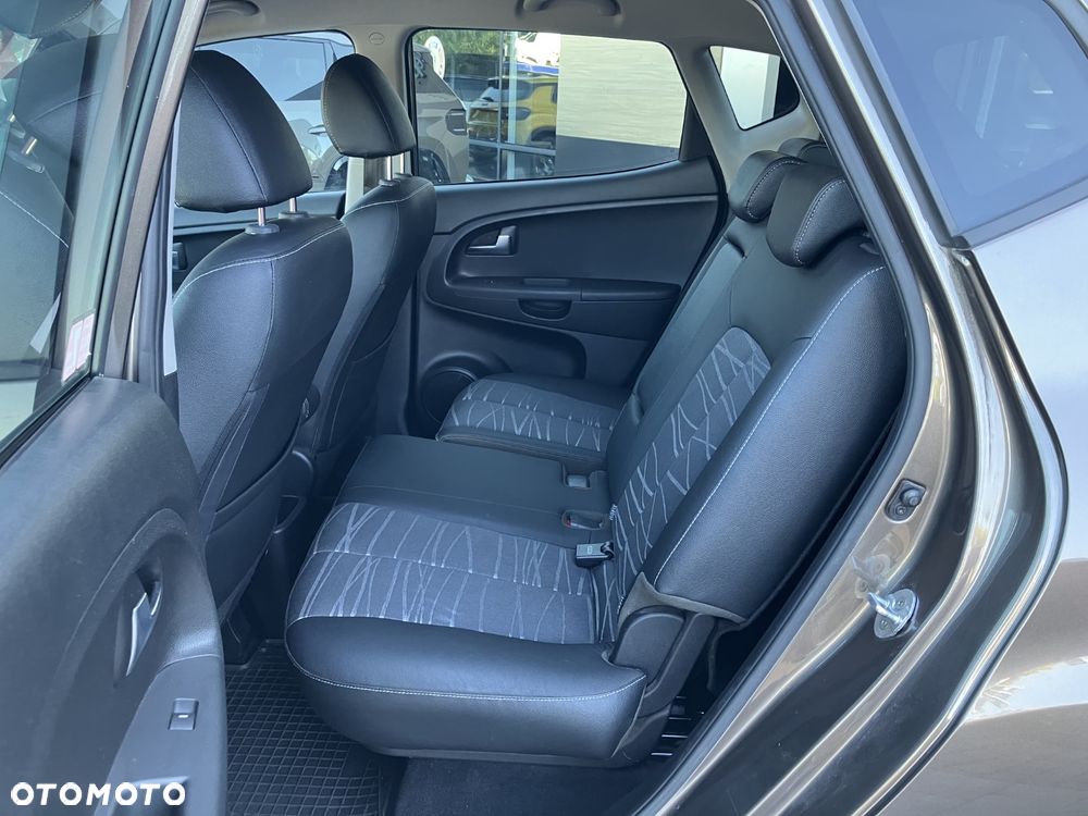 Kia Venga 1.4 L - 27