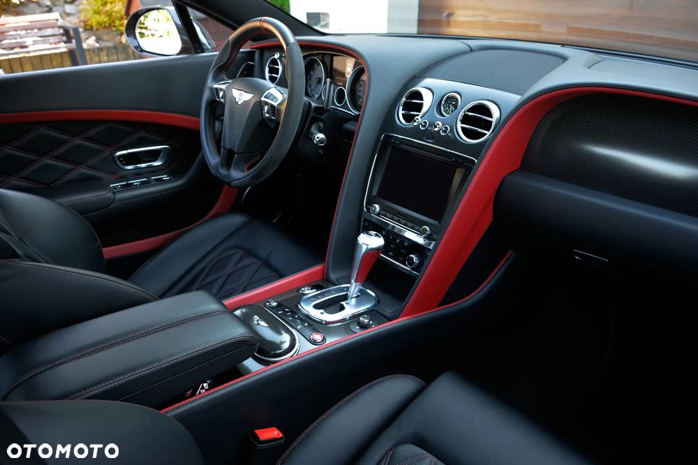 Bentley Continental GT - 11