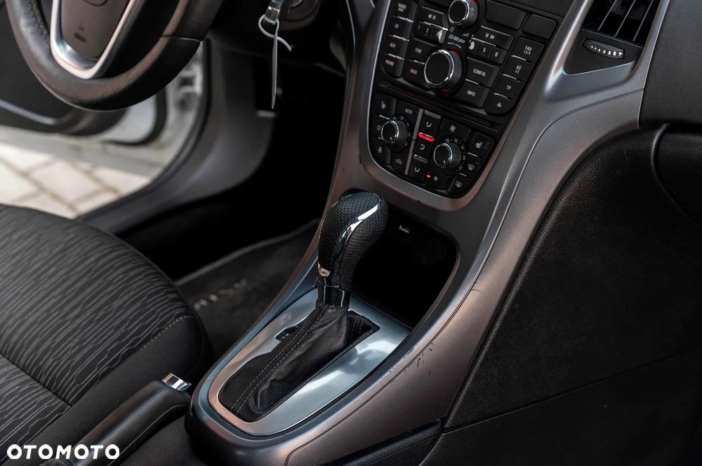 Opel Astra 1.4 Turbo Automatik Cosmo - 18