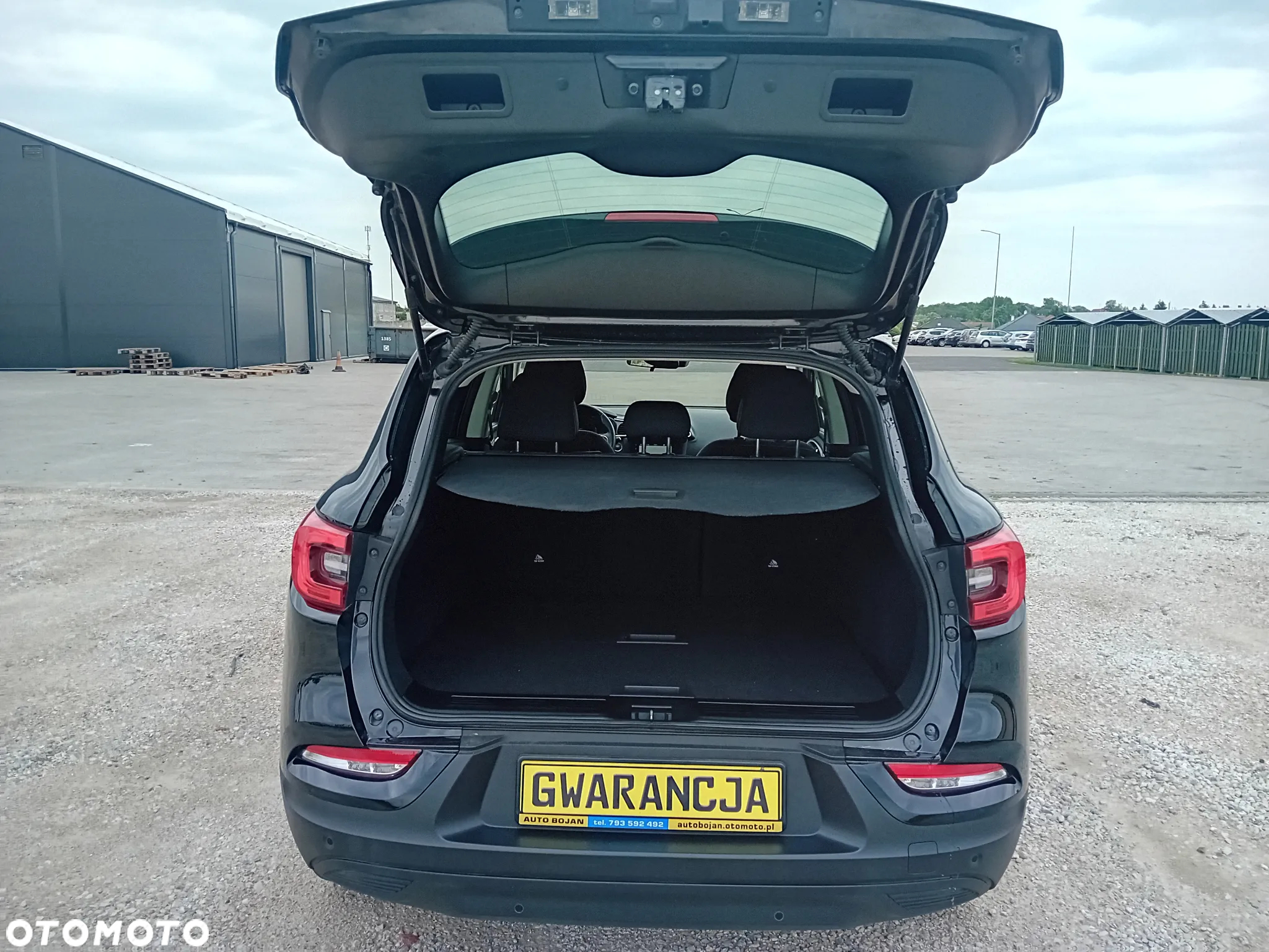 Renault Kadjar 1.3 TCe FAP Black Edition EDC - 13
