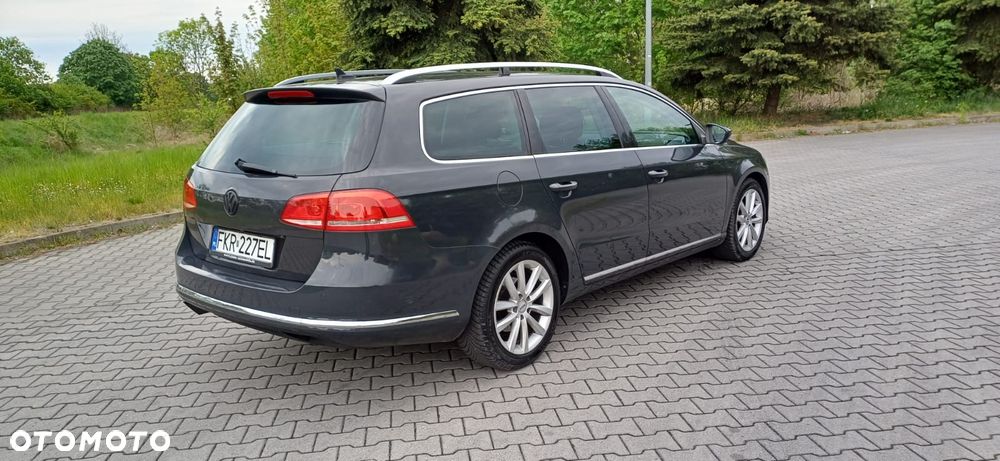 Volkswagen Passat - 10