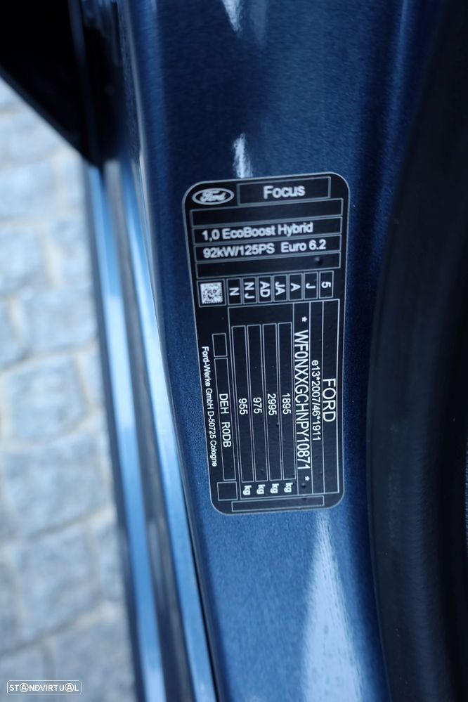 Ford Focus 1.0 EcoBoost MHEV ST-Line - 49