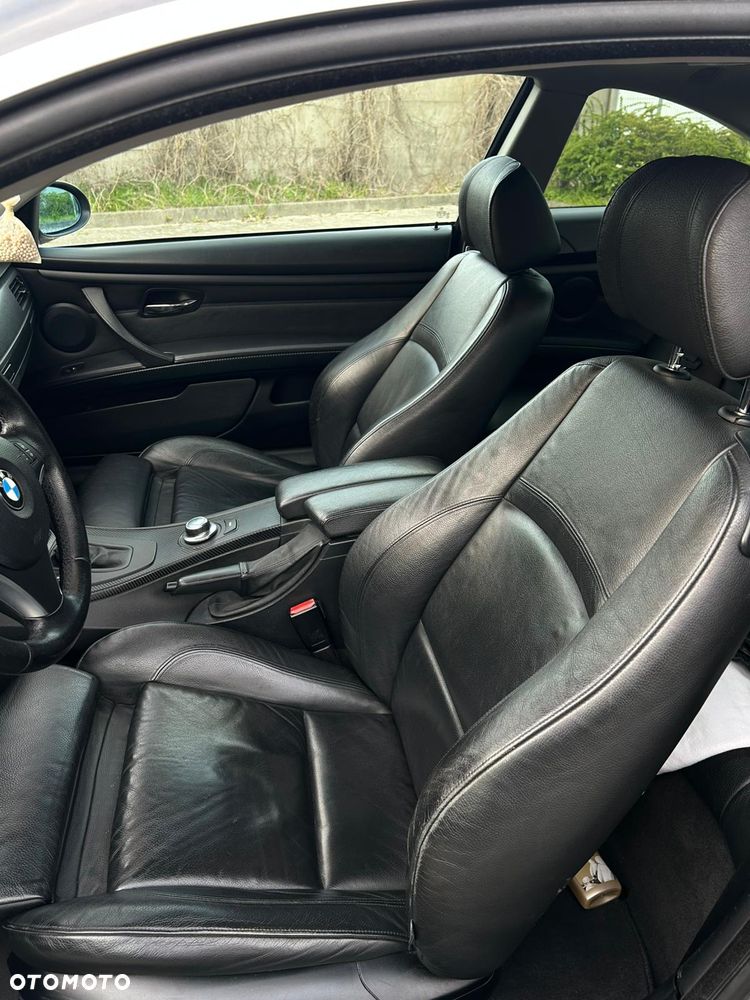 BMW Seria 3 330i xDrive - 7