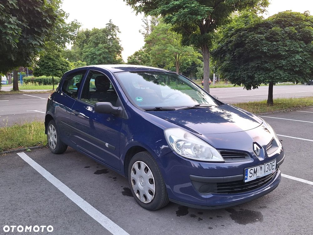 Renault Clio 1.2 16V Alize - 2