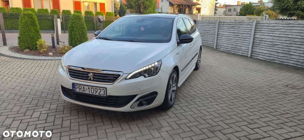 Peugeot 308 2015 photo 2