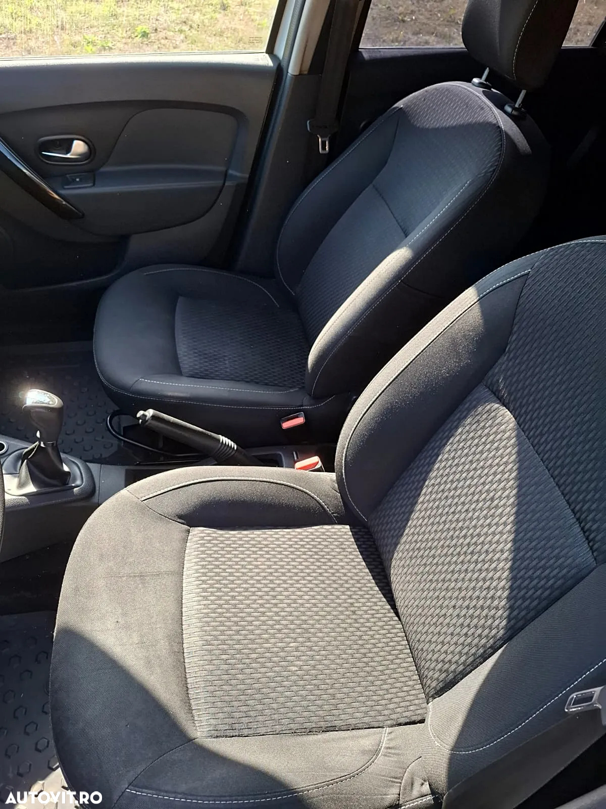 Dacia Logan MCV 1.5 dCi Easy-R Laureate - 11