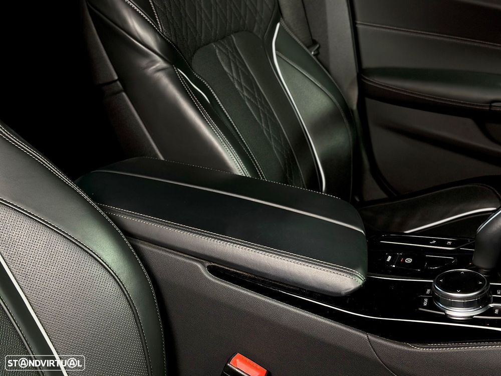 BMW 530 e Pack M - 50