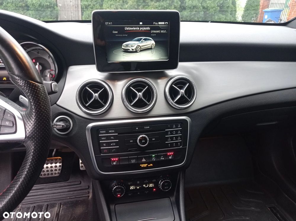 Mercedes-Benz CLA 180 d 7G-DCT AMG Line - 9