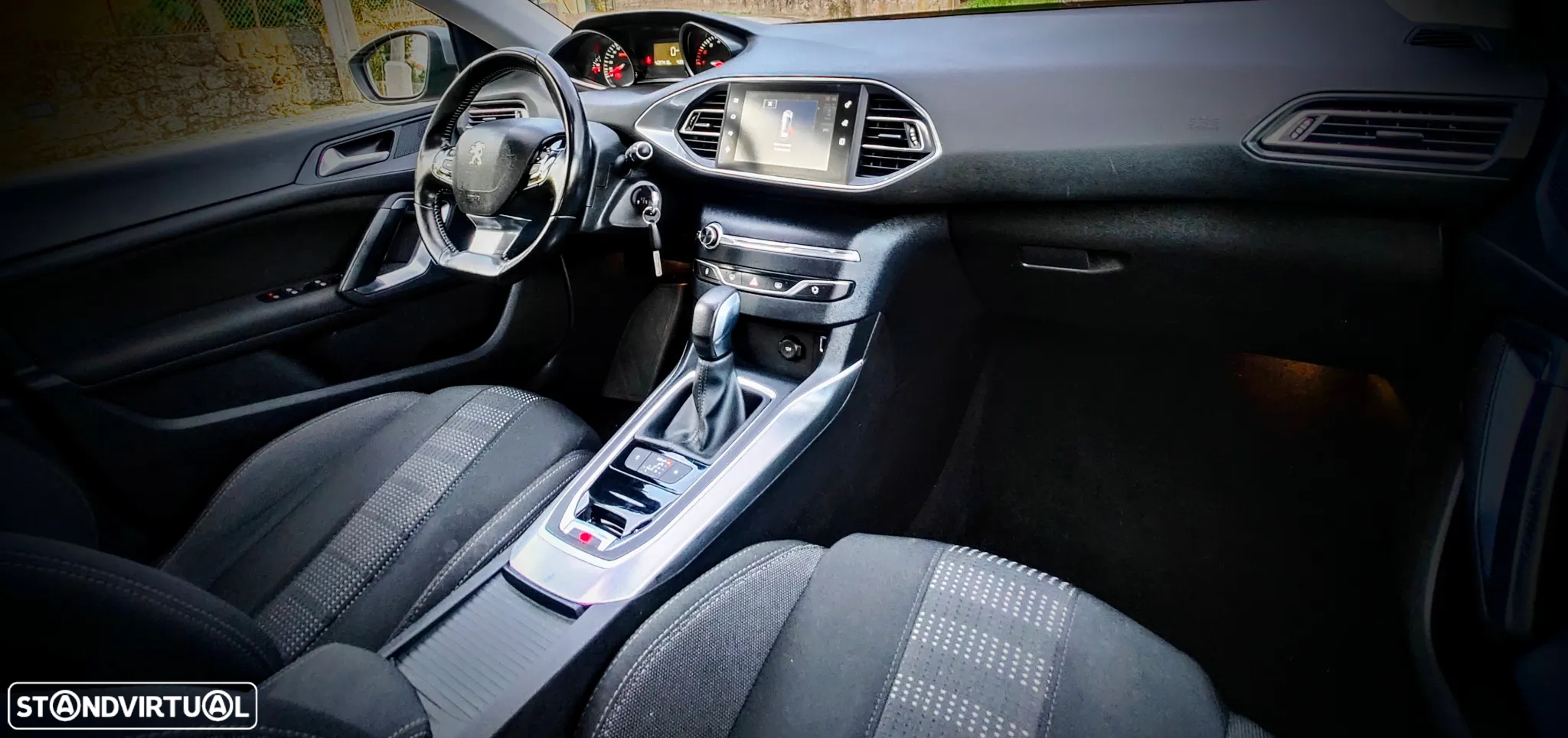 Peugeot 308 1.2 PureTech Allure Full LED EAT8 - 20