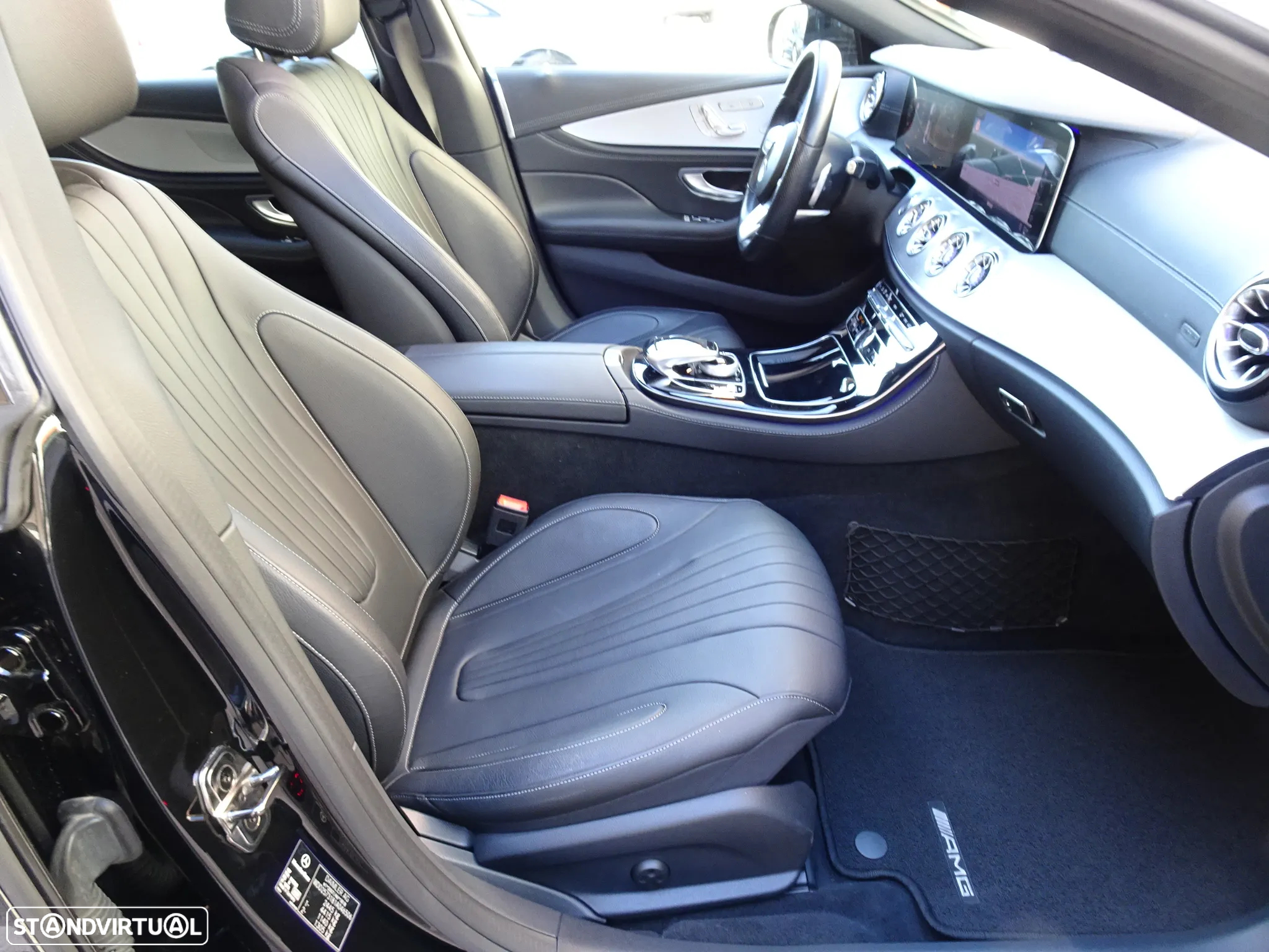 Mercedes-Benz CLS 300 d AMG Line - 31