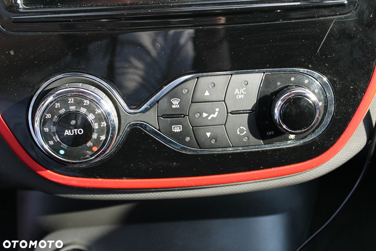 Renault Captur - 28