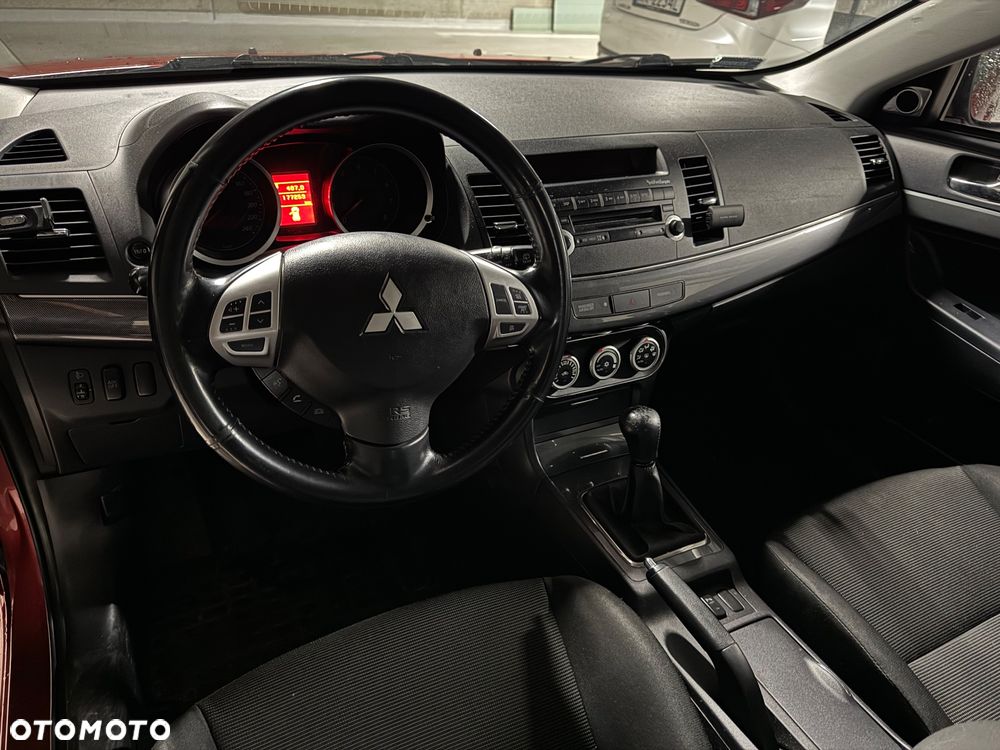 Mitsubishi Lancer 1.8 Invite LPG - 8