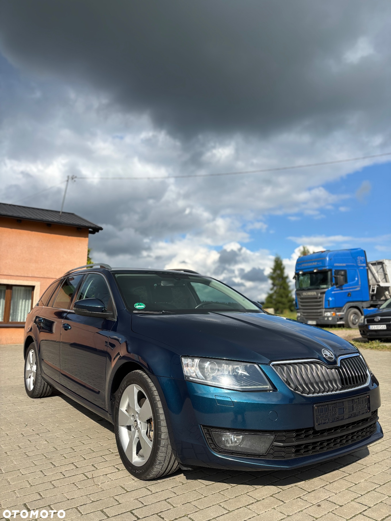 Skoda Octavia Combi 1.6 TDI DPF DSG Elegance - 2
