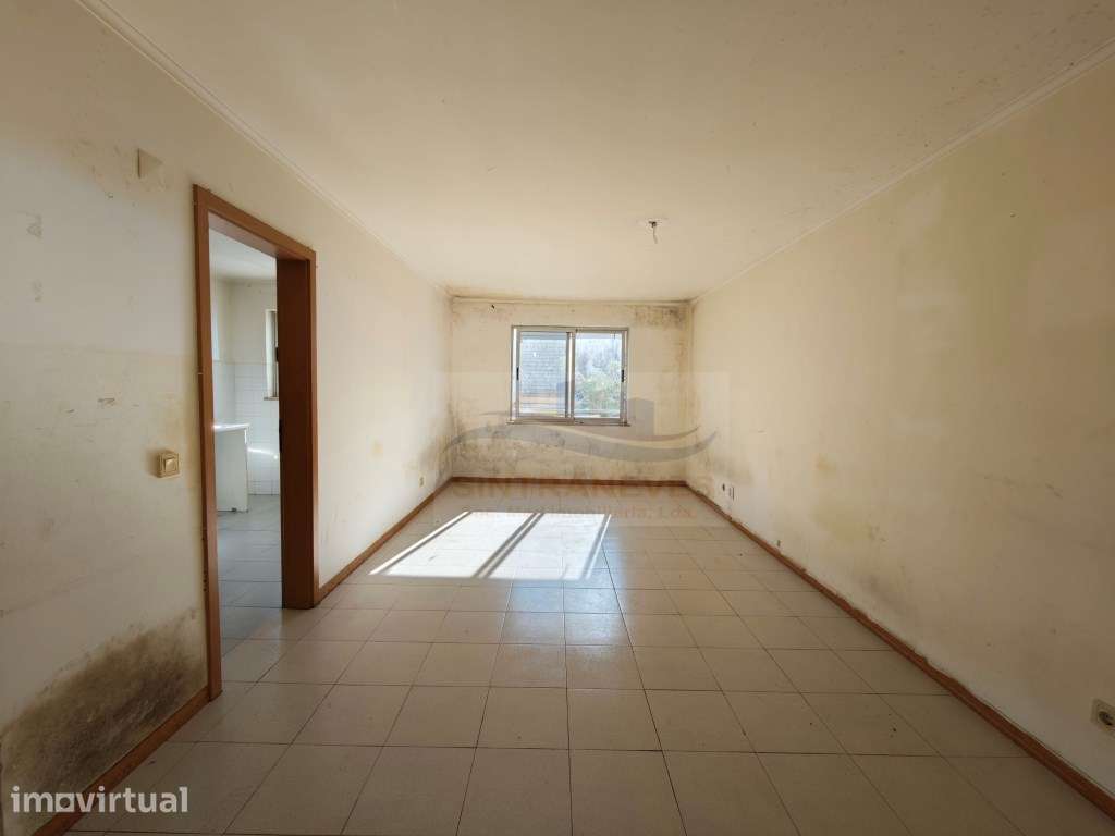 T0 para transformar em T1 na Amadora, Casal de São Brás - Grande imagem: 2/7